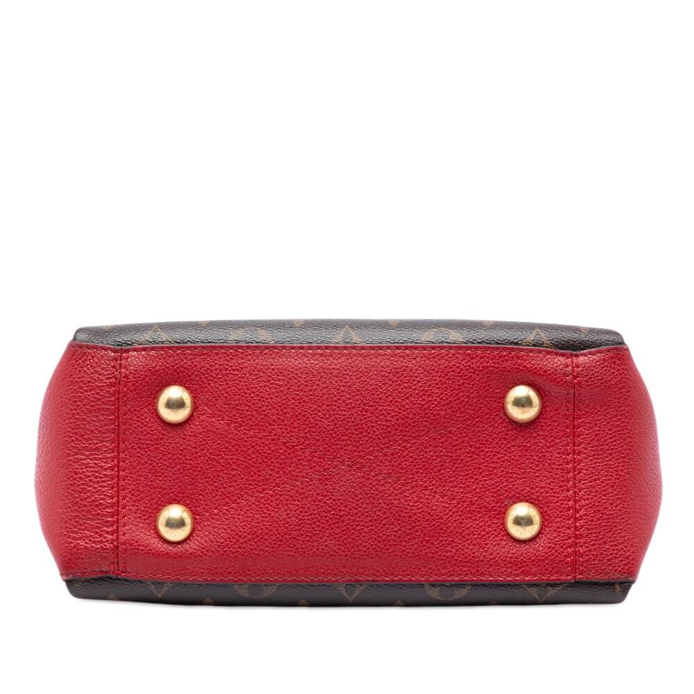 Louis Vuitton Shoulder Bags
