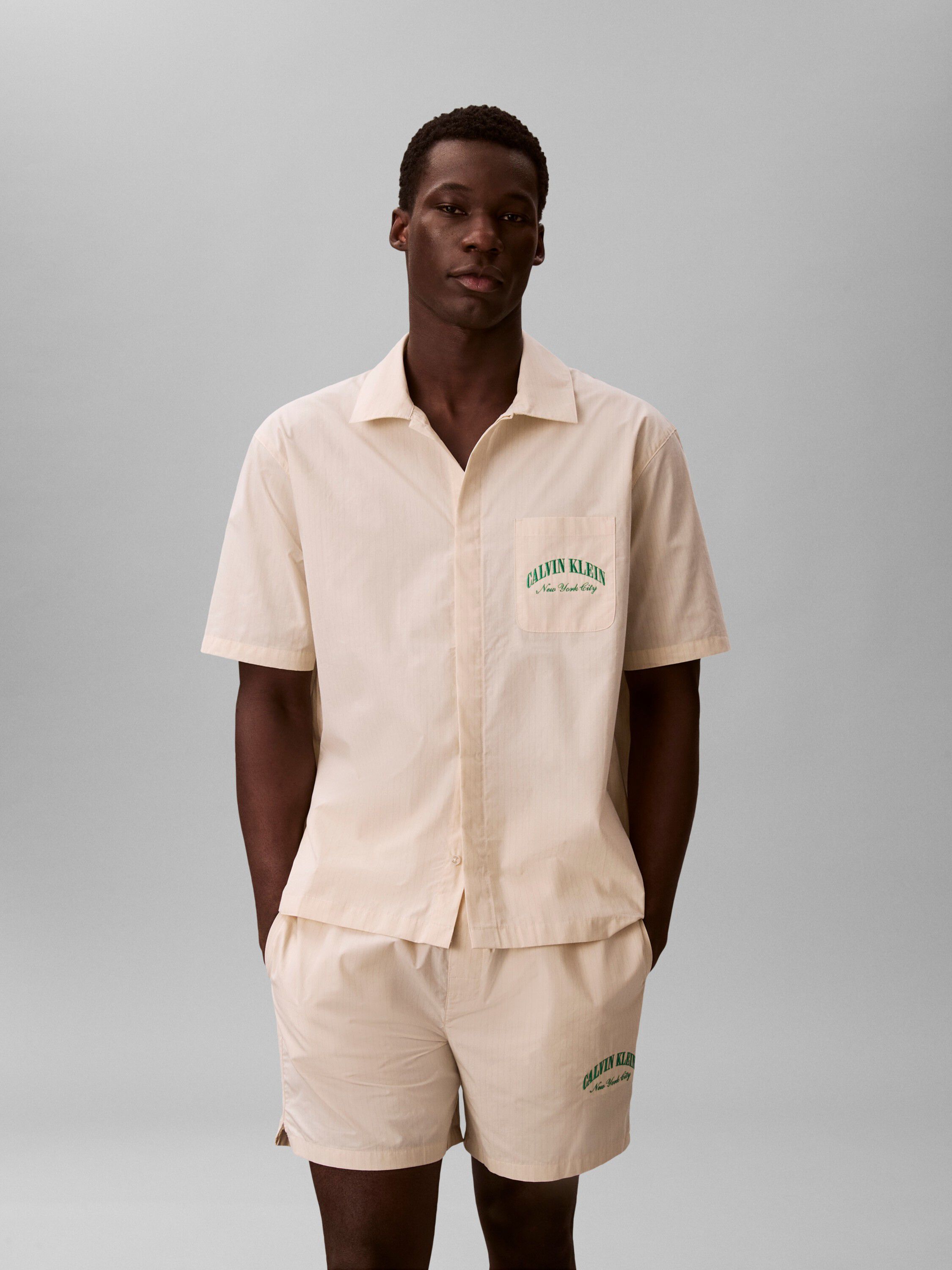 HERITAGE CREST S/S BUTTON DOWN