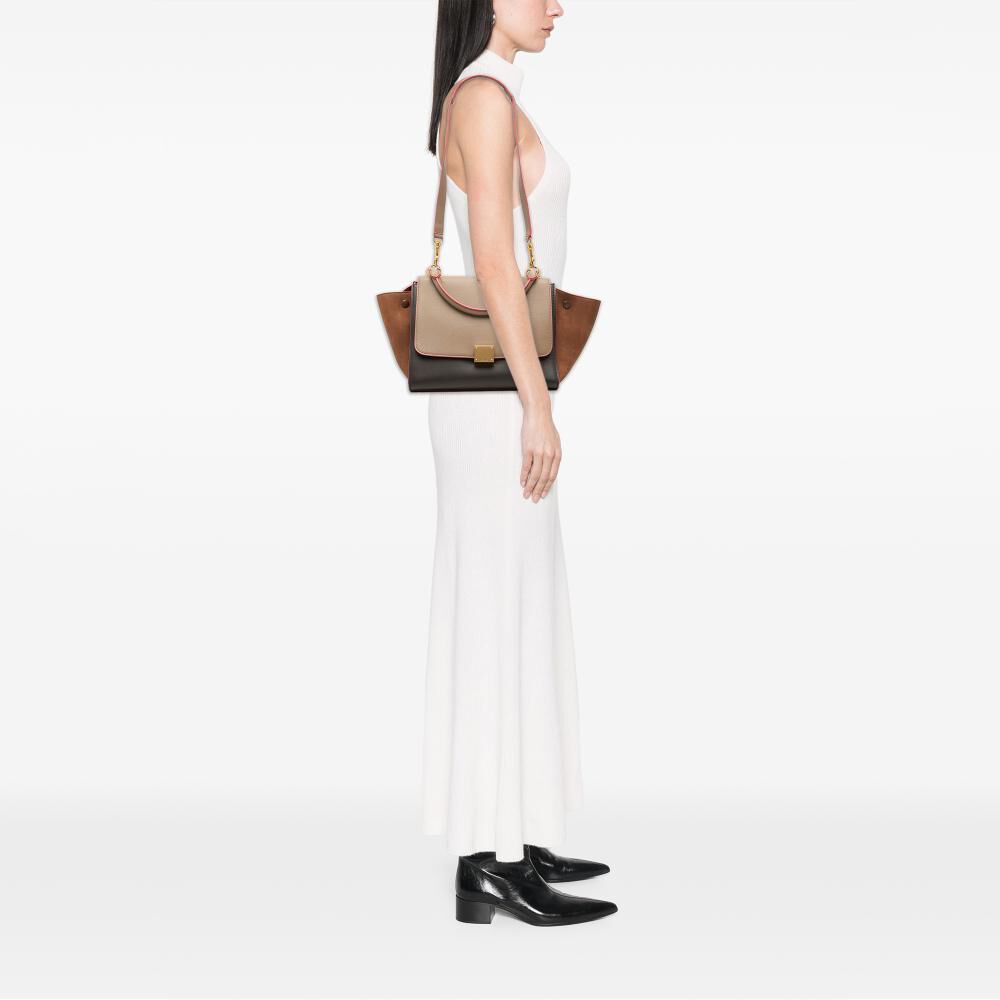 C&eacute;line Trapeze