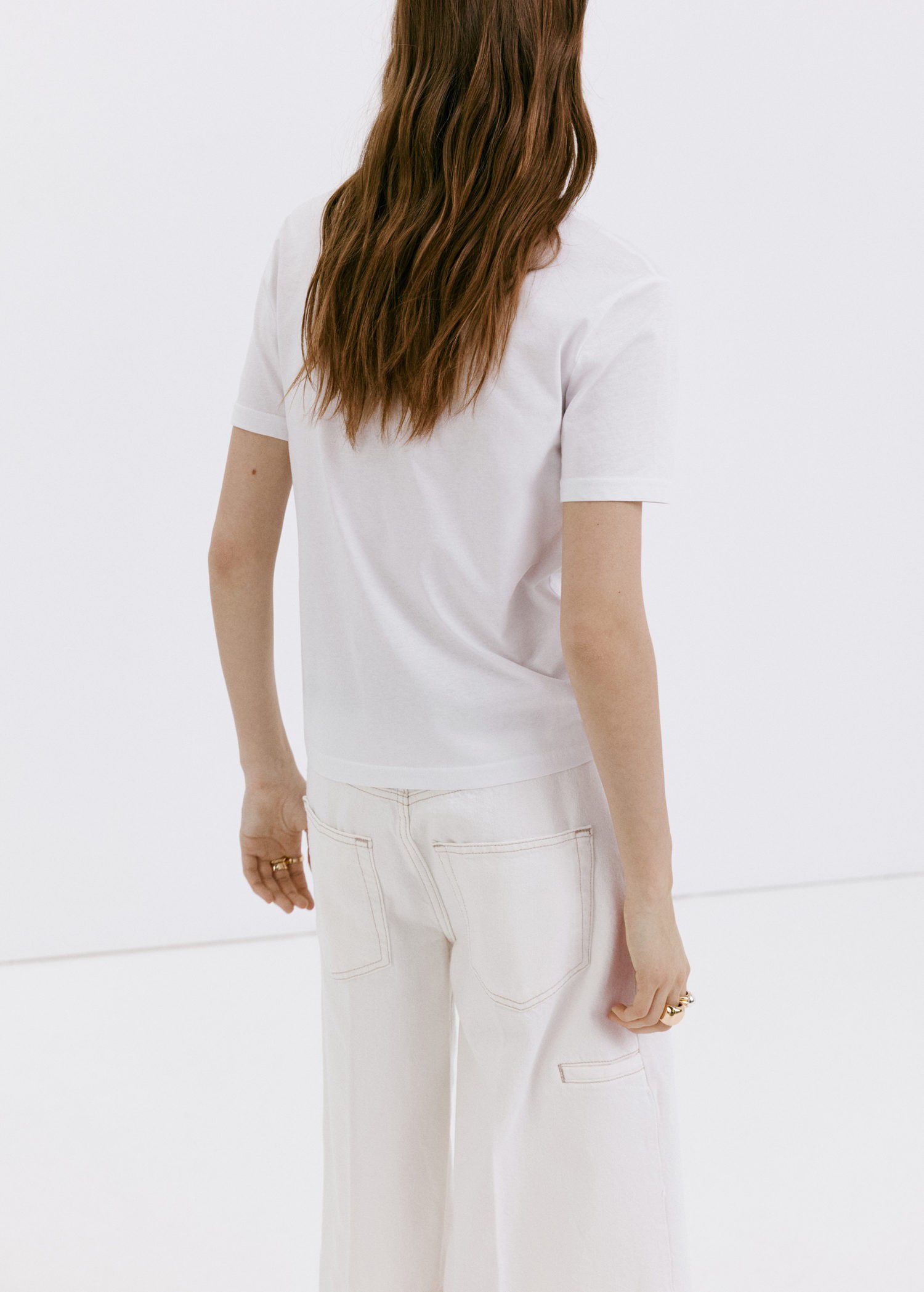V-neck cotton T-shirt