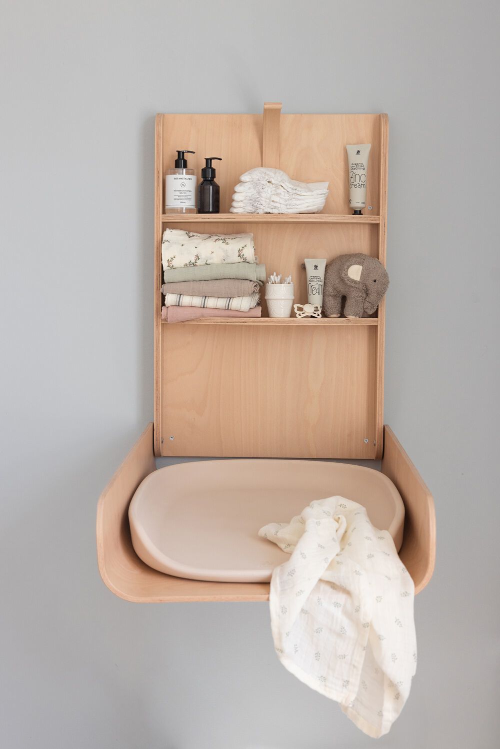 Sebra V&aelig;gh&aelig;ngt puslebord, Wooden Edition