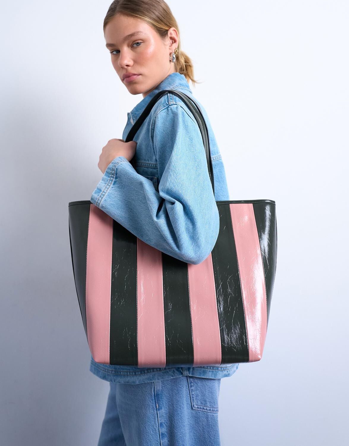 TSSTEVIE FAUX LEATHER BAG