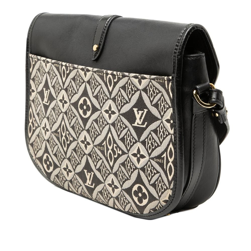 Louis Vuitton Saumur