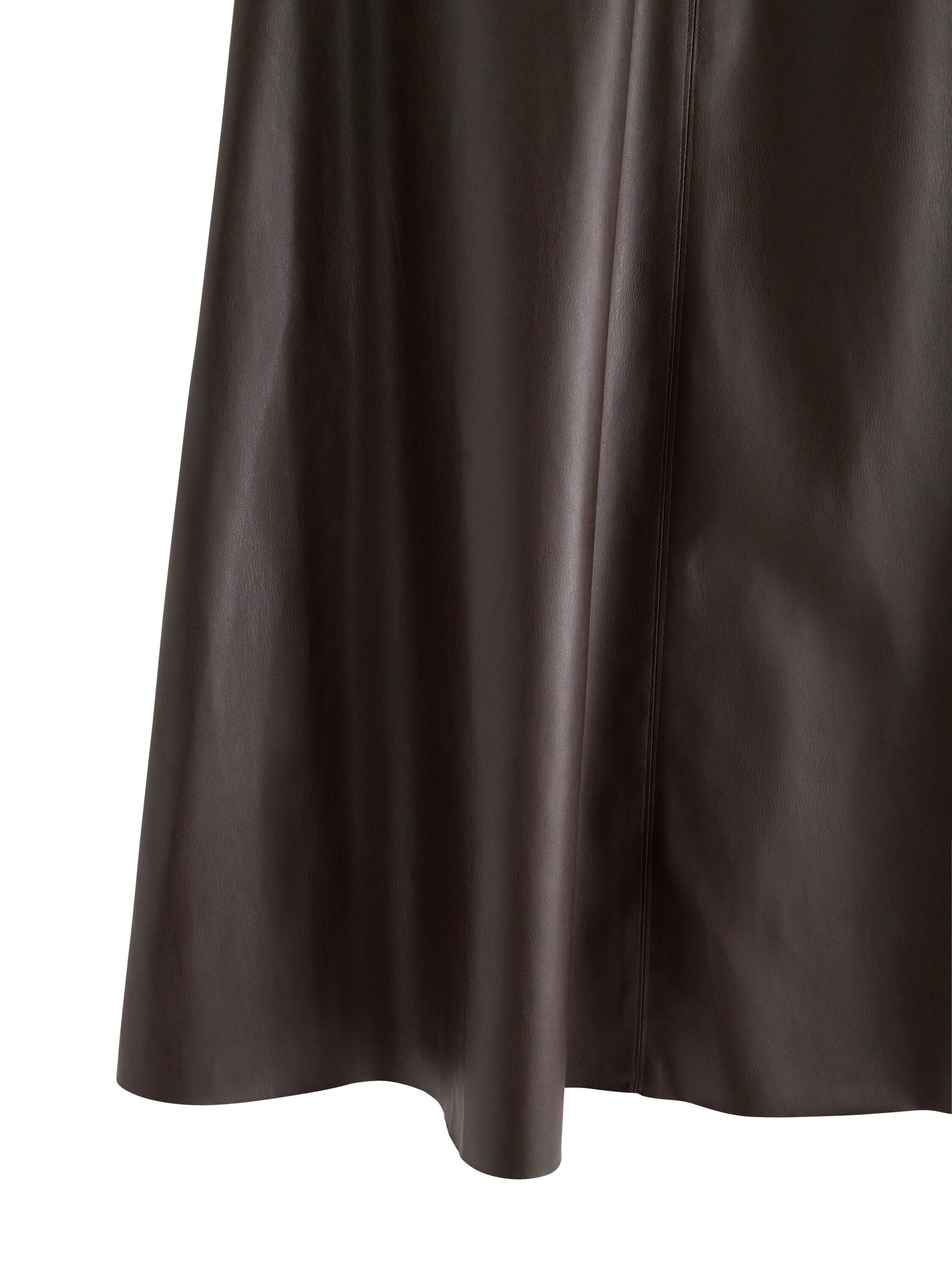 Flared midi skirt in imitation leat