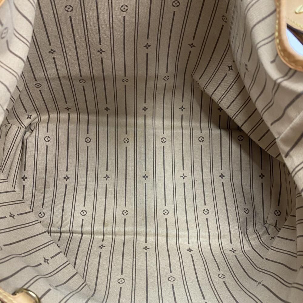 Louis Vuitton Delightful