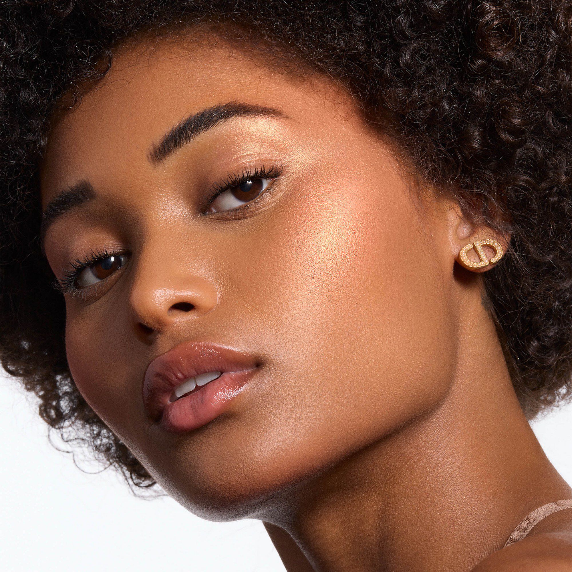 Dior Forever Glow Luminizer Highlighter Infused with Hyaluronic Acid