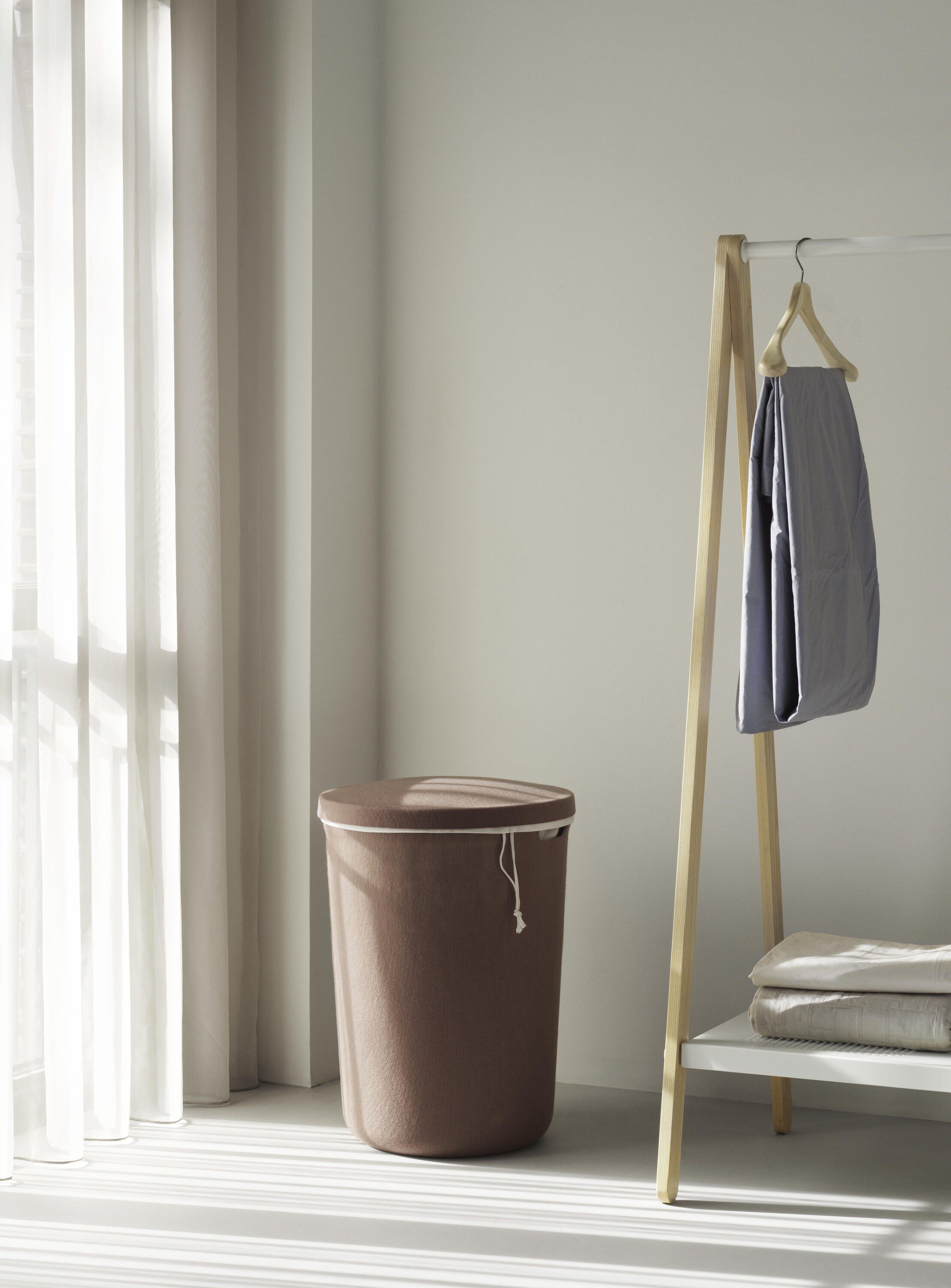 Hide Laundry Basket Brown