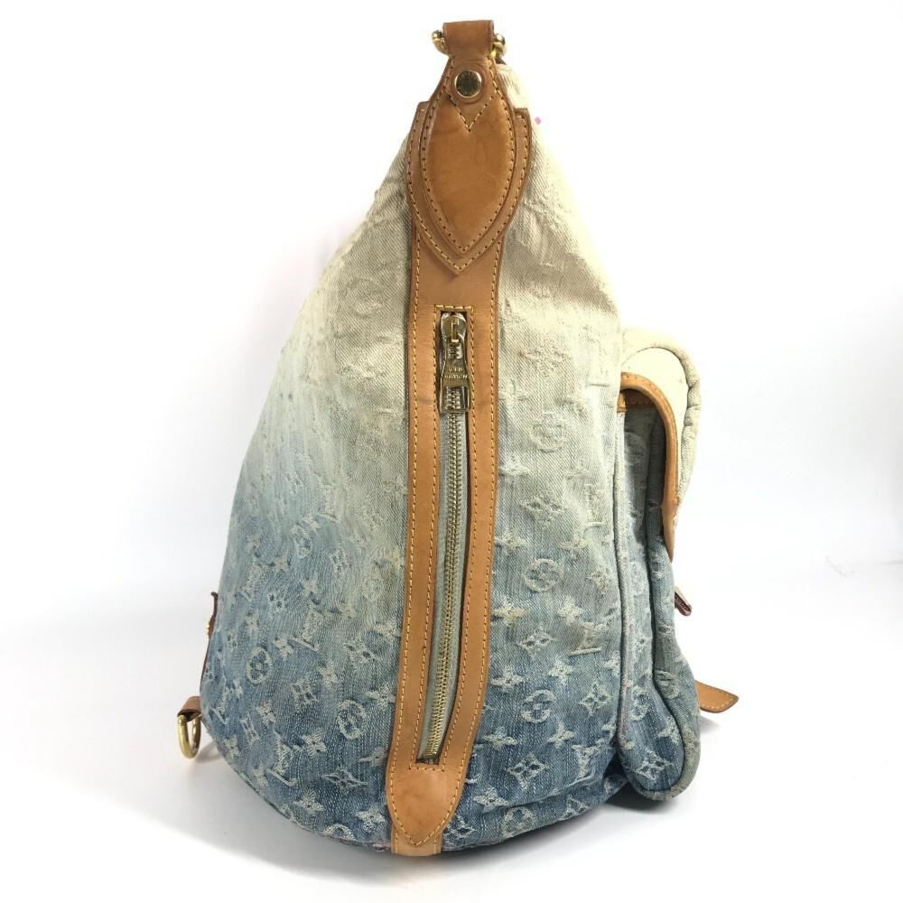 Louis Vuitton Shoulder Bags