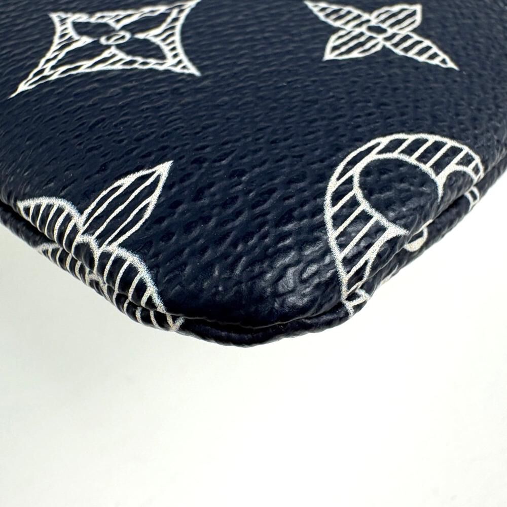 Louis Vuitton Pochette Apollo