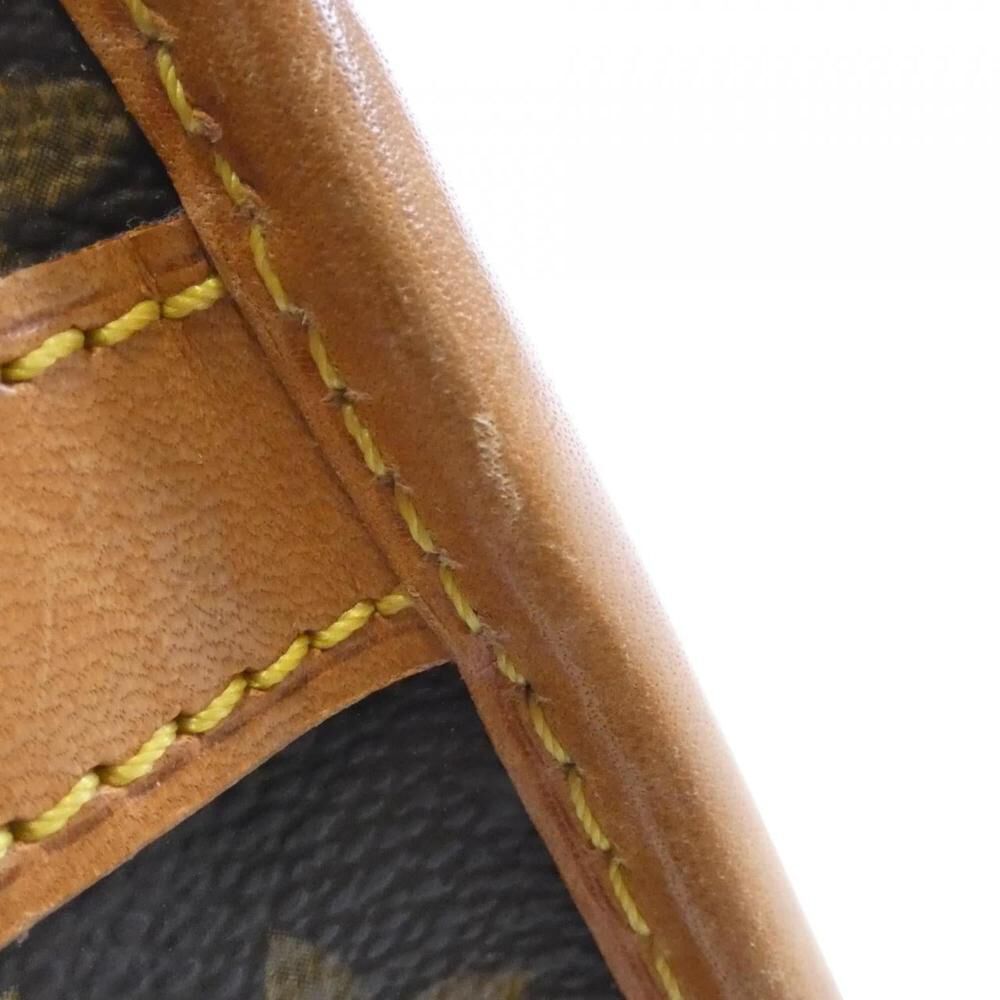 Louis Vuitton Shoulder Bags