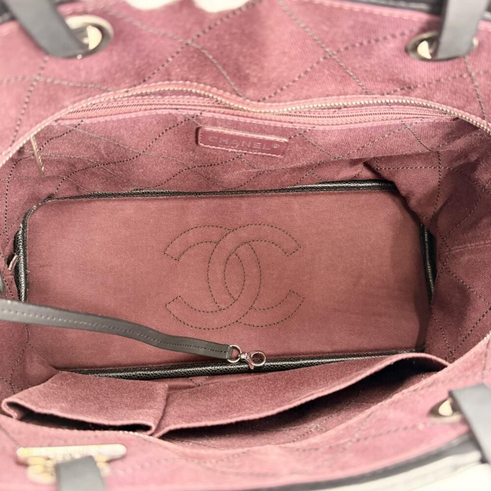 Chanel Tote