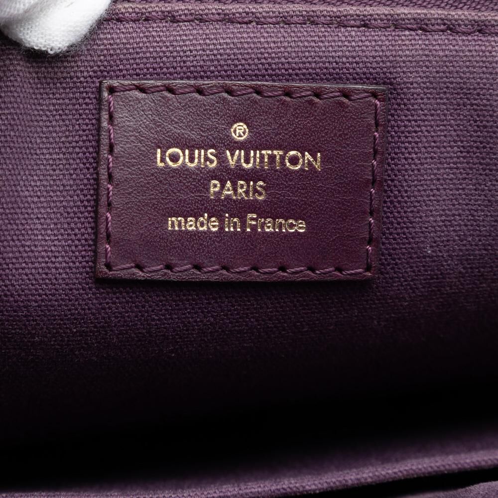 Louis Vuitton Clutch