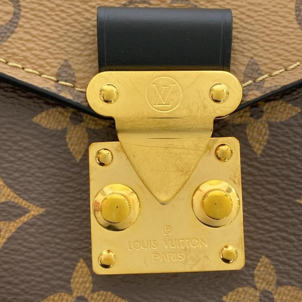 Louis Vuitton Pochette M&eacute;tis