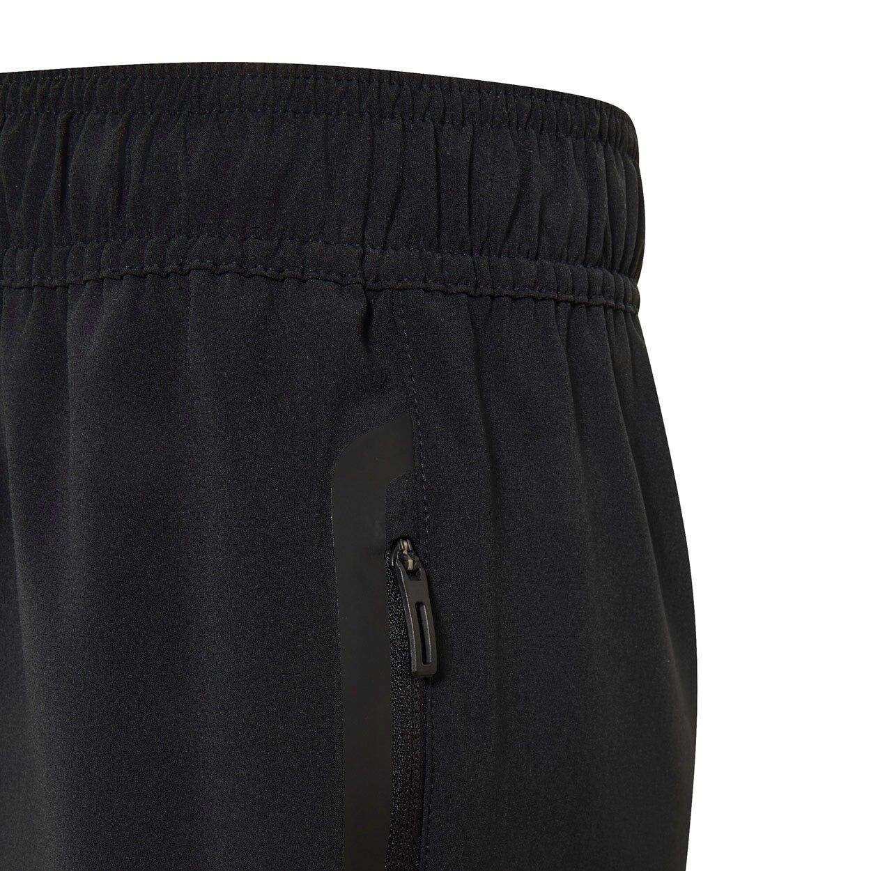 Liverpool Tiro Travel Shorts
