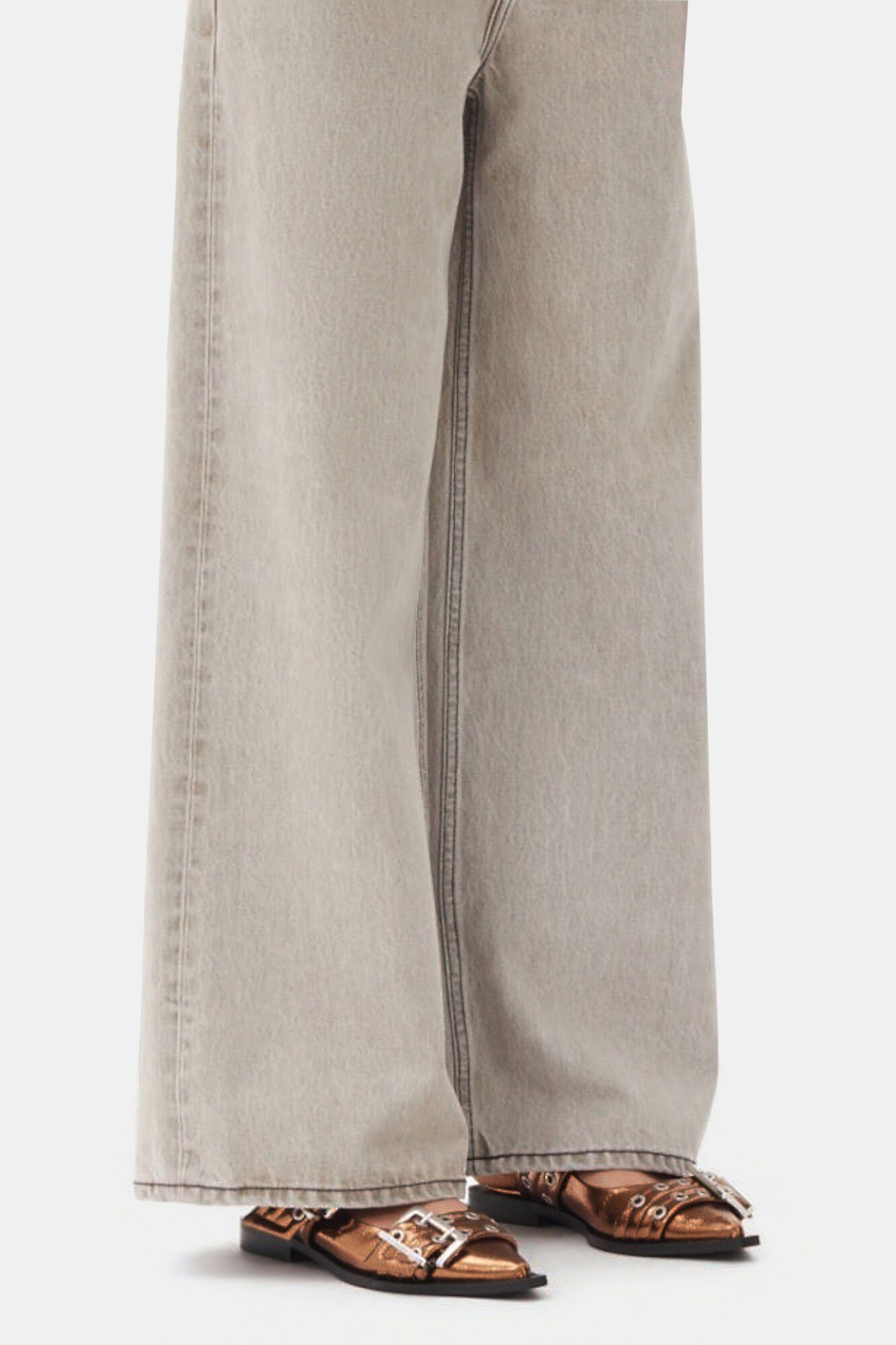 Feminine Buckle Ballerina Metallic