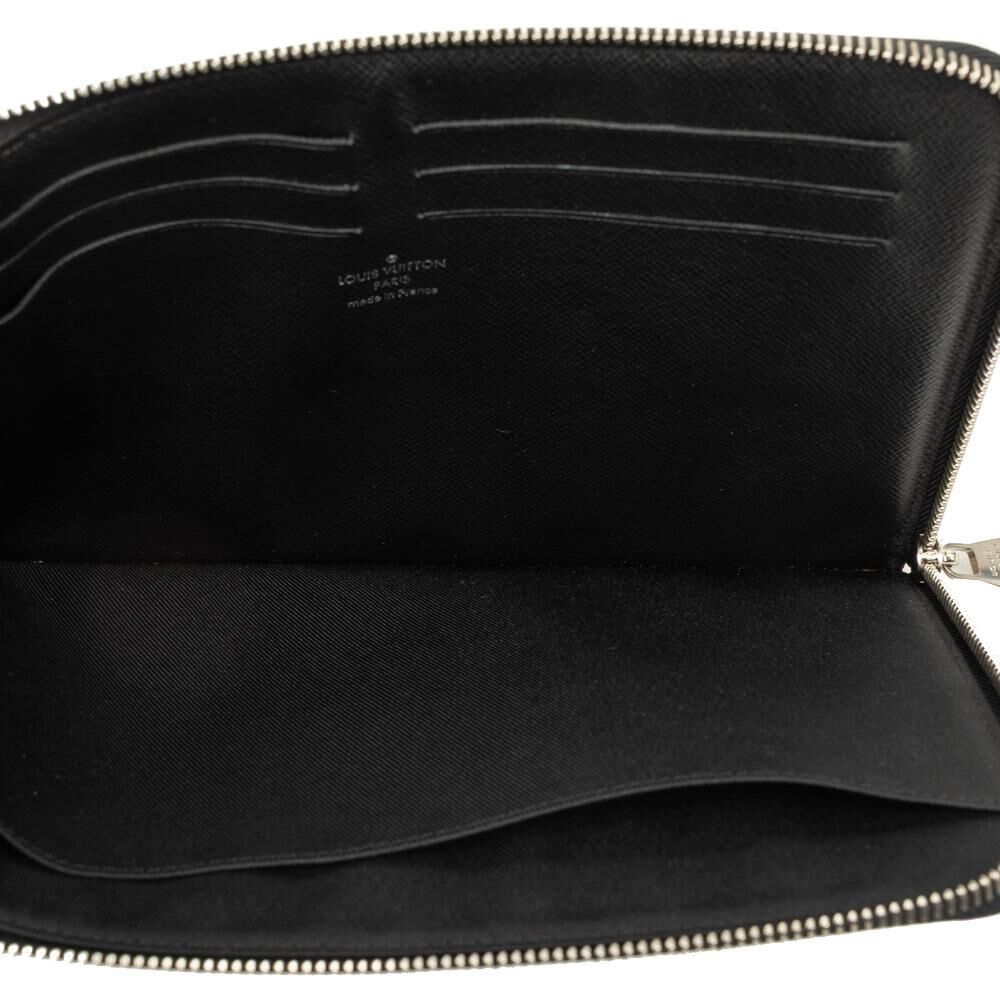 Louis Vuitton Clutch