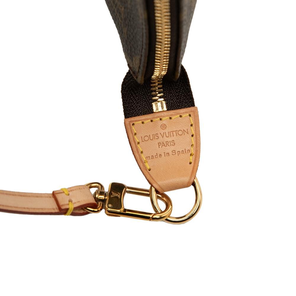 Louis Vuitton Pochette Accessoires