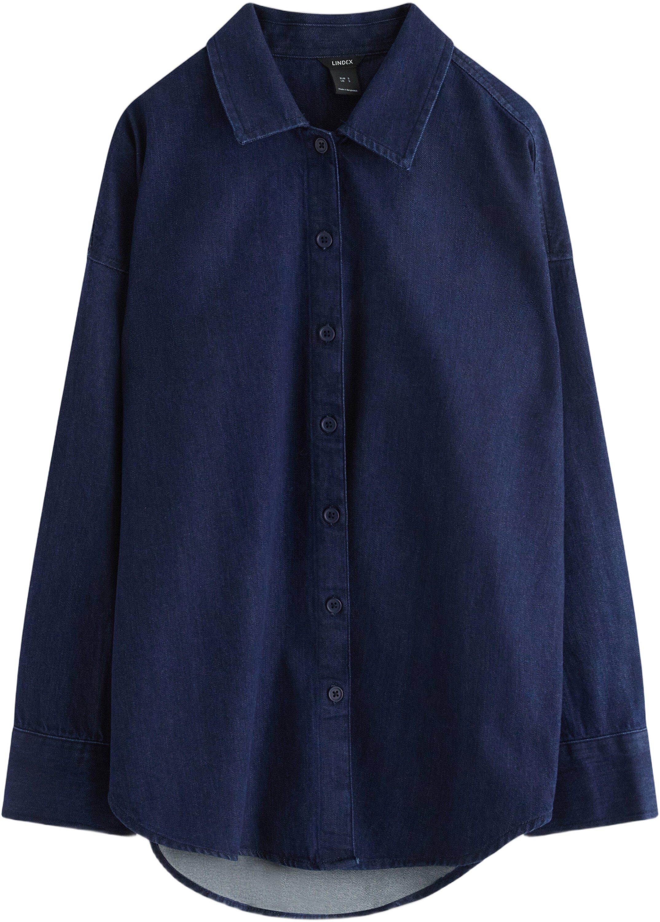 Afslappet denimskjorte i v&aelig;vet bom