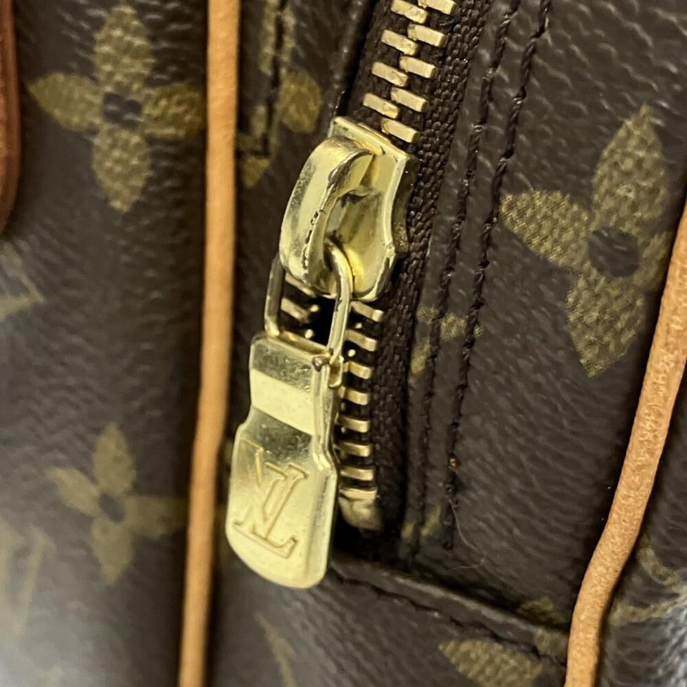 Louis Vuitton Shoulder Bags