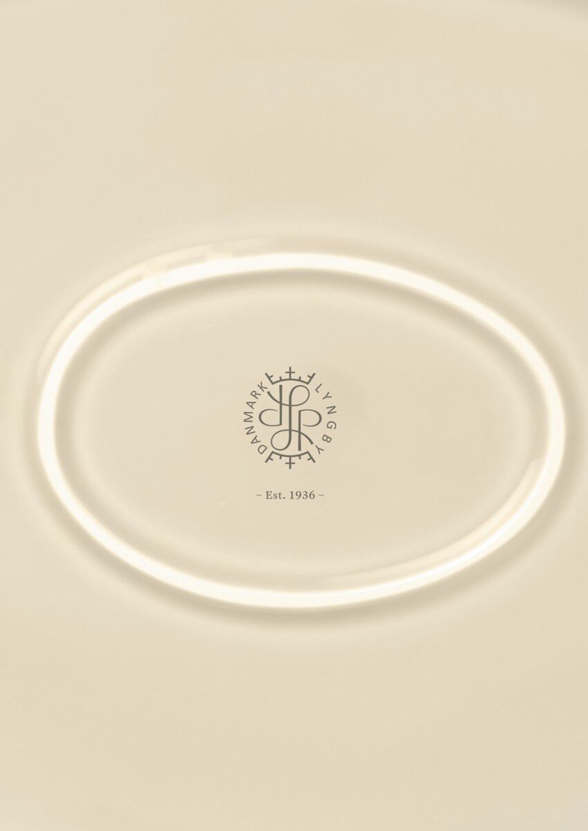 Rhombe Earth Ovalt serveringsfad 35x26. 5 cm marble