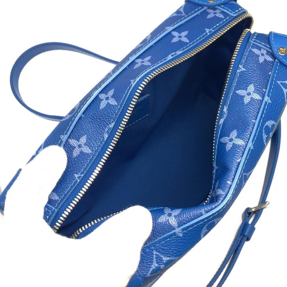 Louis Vuitton Shoulder Bags