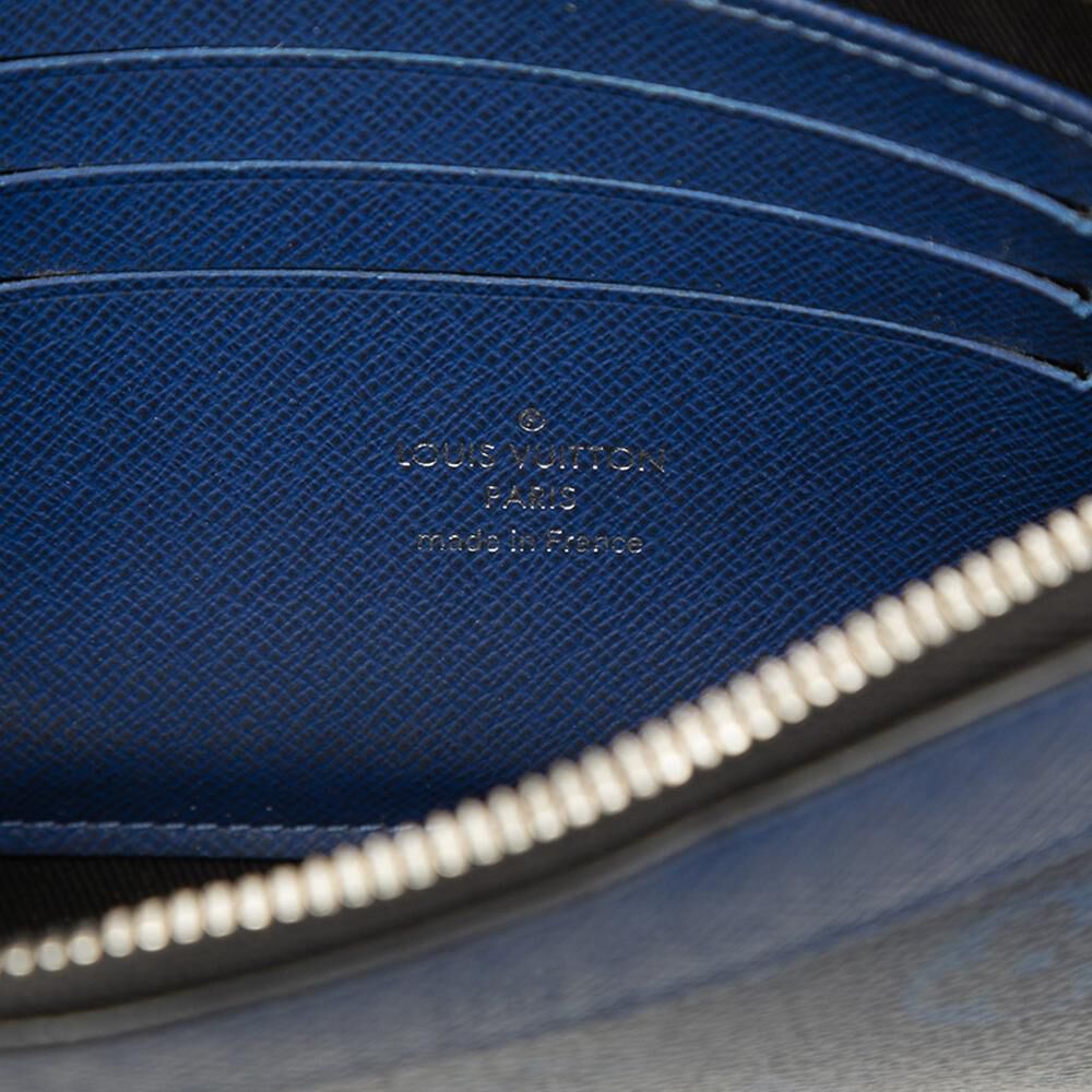 Louis Vuitton Clutch