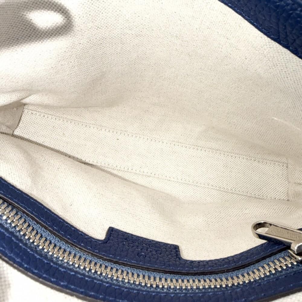 Gucci Messenger Bag