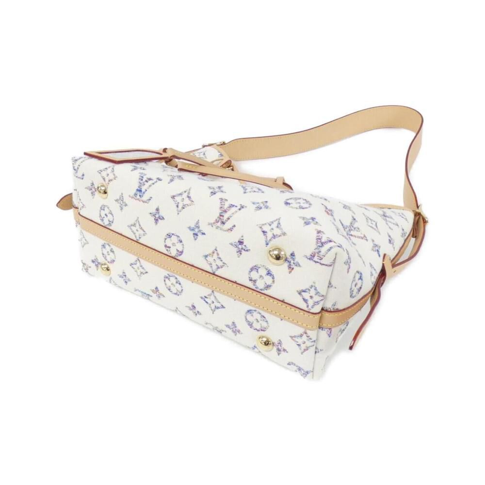 Louis Vuitton Shoulder Bags