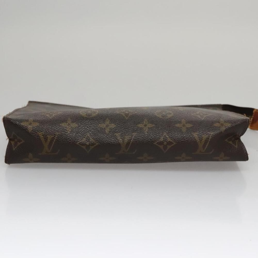 Louis Vuitton Poche Toilette