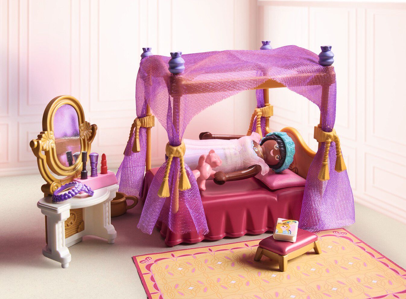 Bedroom with Dressing Roo