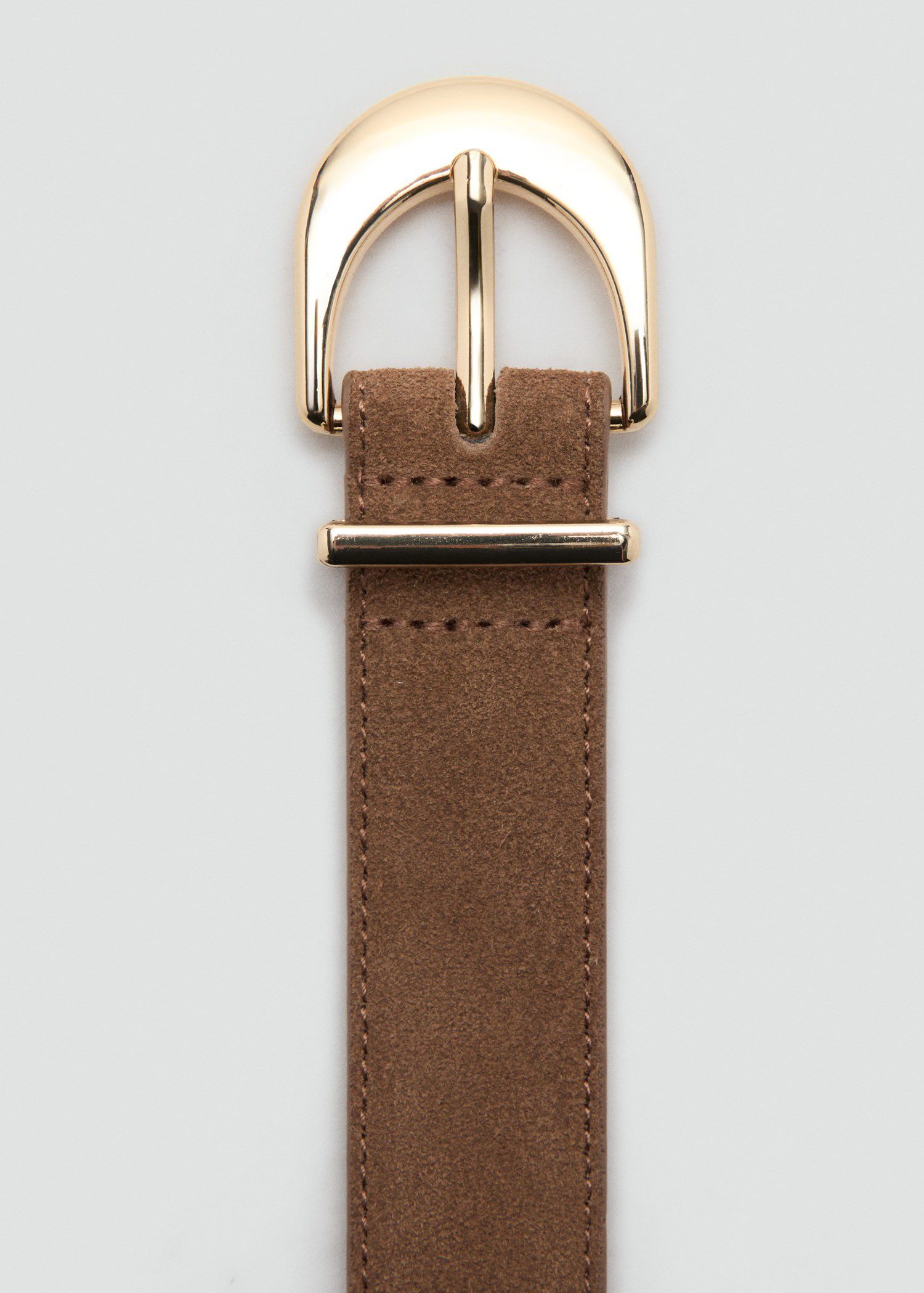 Oval buckle belt