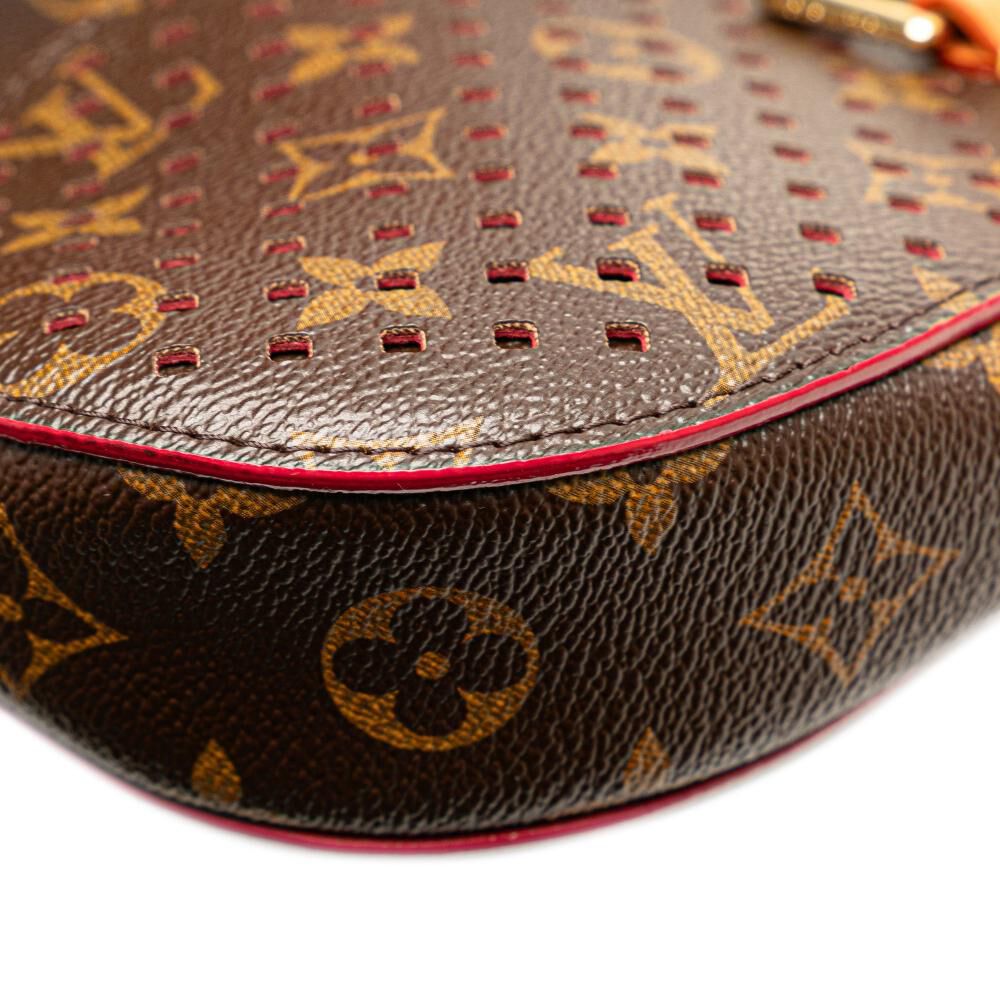 Louis Vuitton Saumur