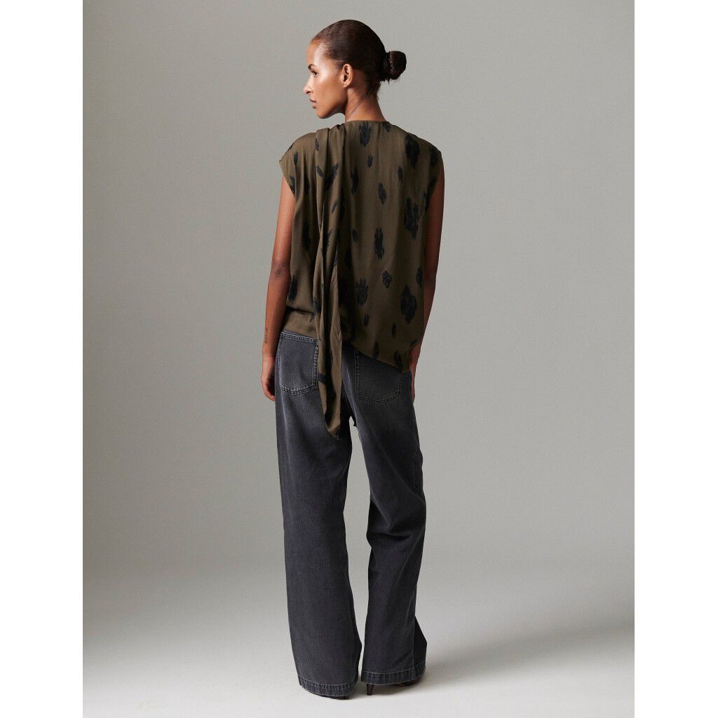 Timett - Abstract Animal