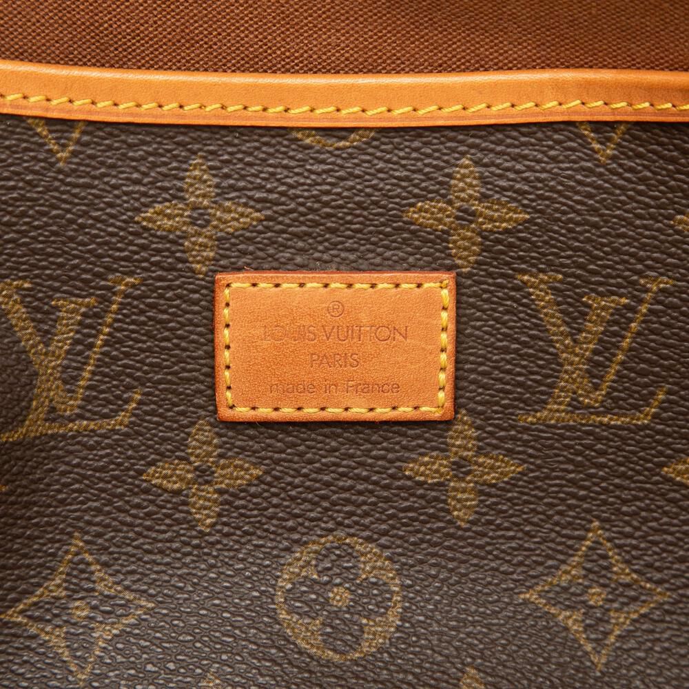 Louis Vuitton Saumur