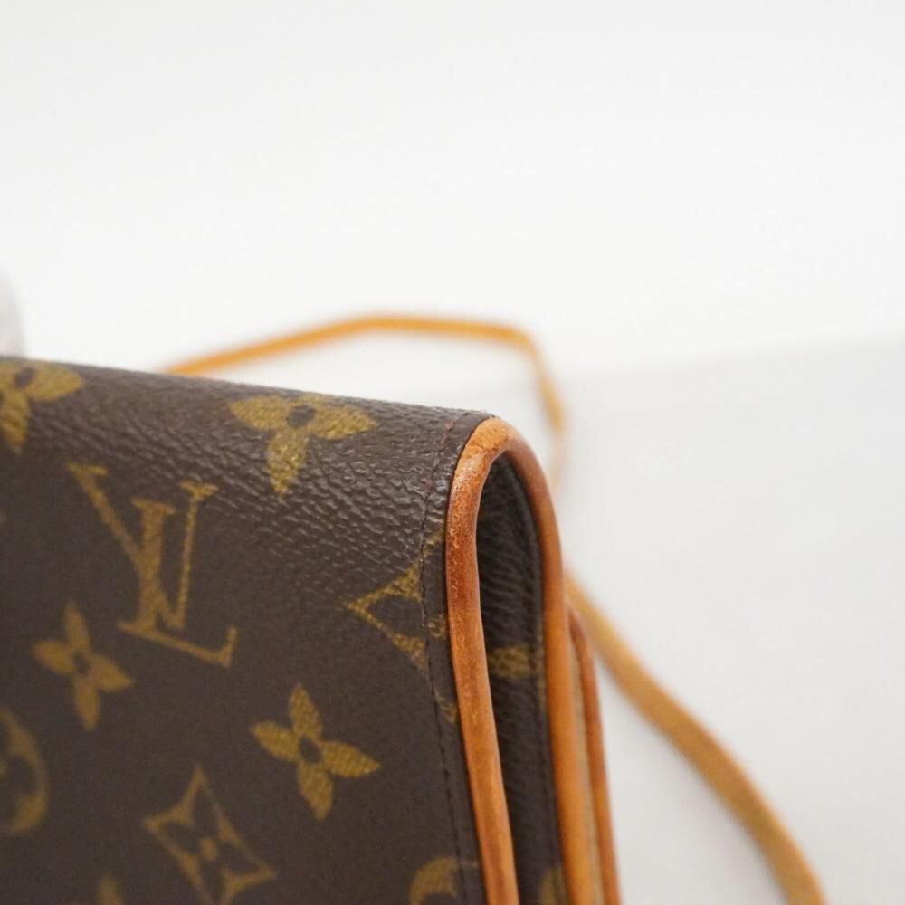 Louis Vuitton Twin Pochette