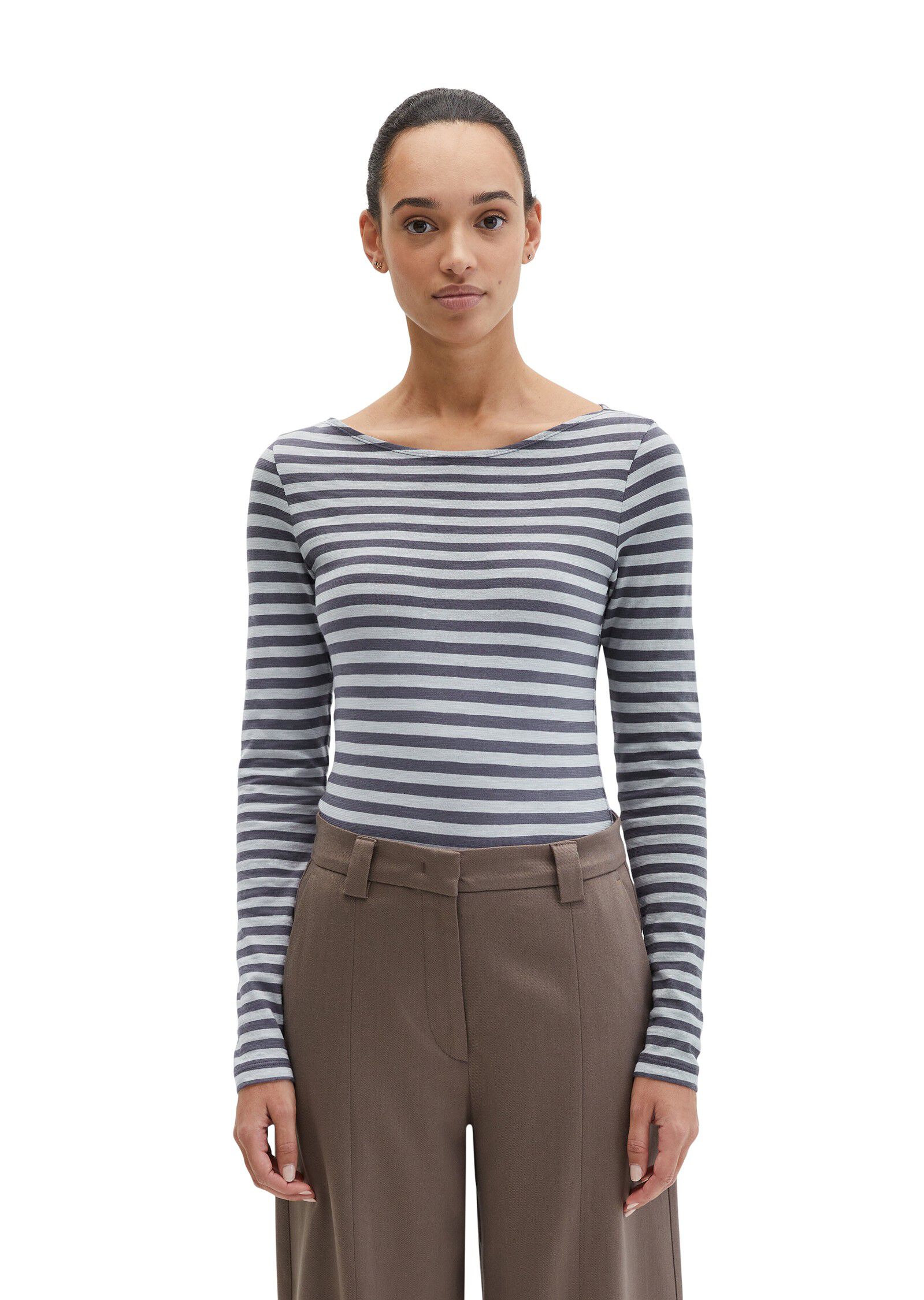 T-shirt, long sleeve, boat neck, st