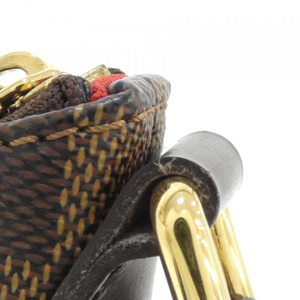 Louis Vuitton Shoulder Bags