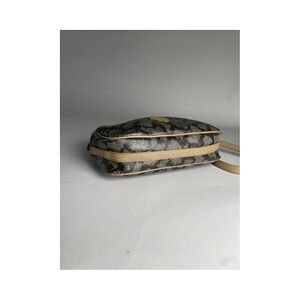 Yves Saint Laurent Shoulder Bag