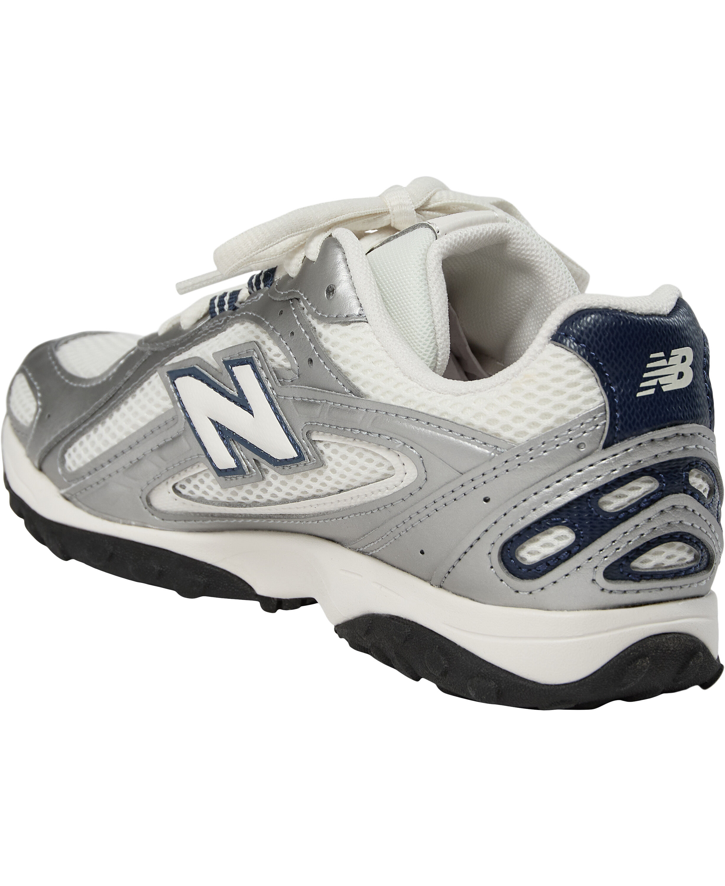 New Balance 204L