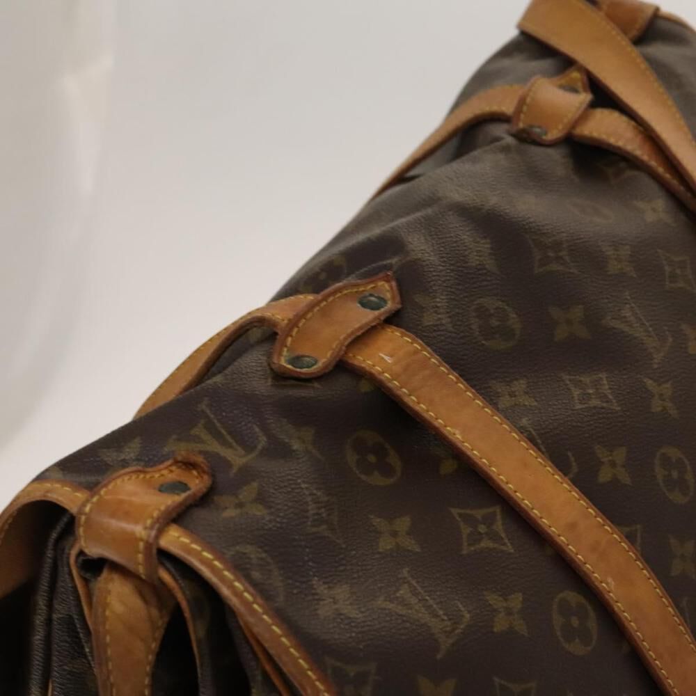 Louis Vuitton Saumur