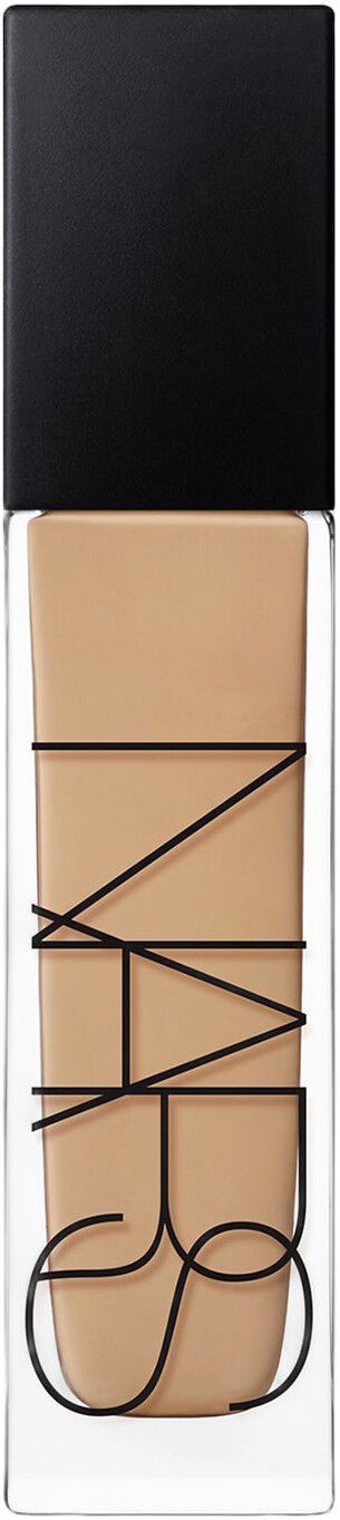 Natural Radiant - Longwear Foundation