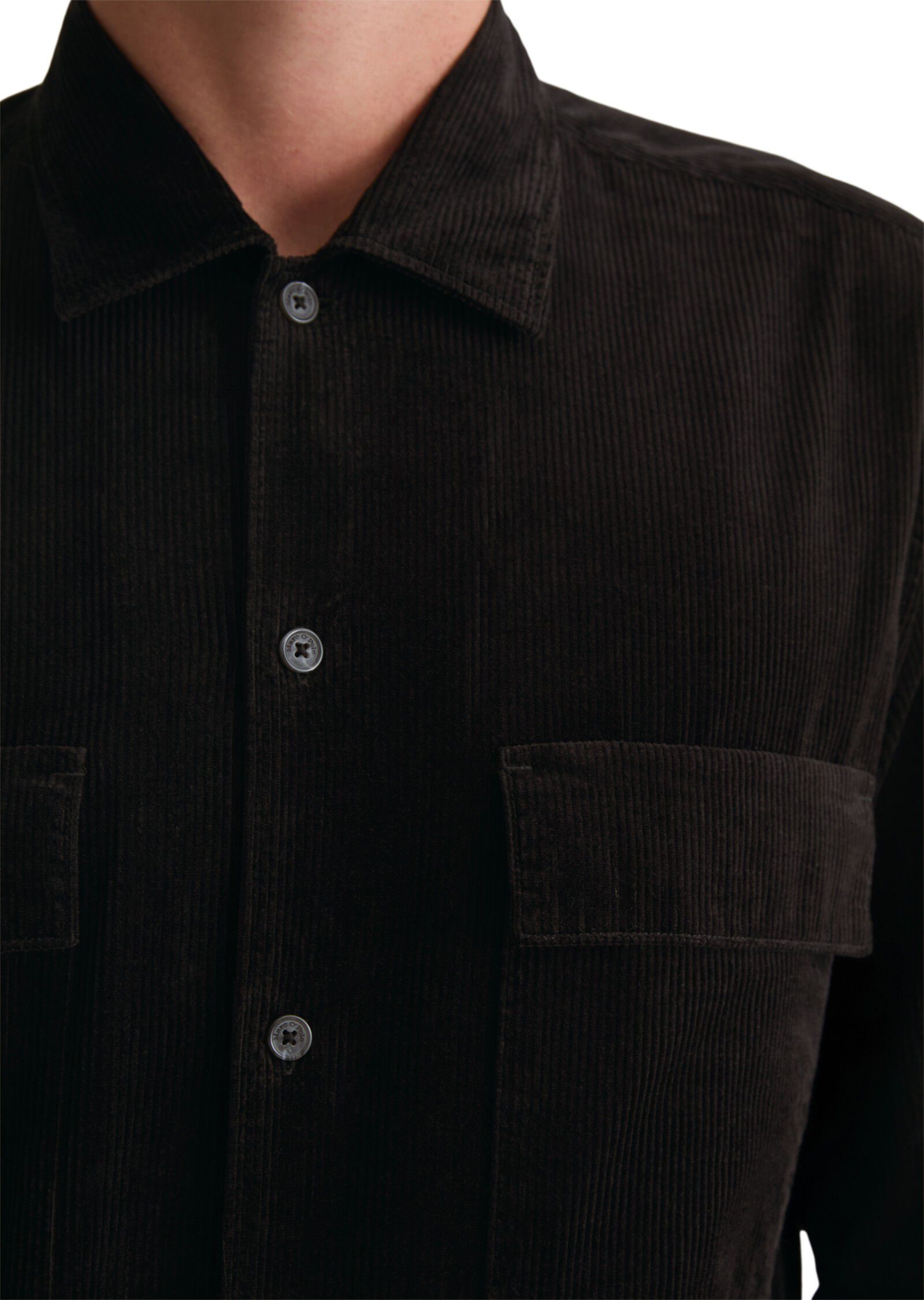 Camp collar, two flap pockets, stra