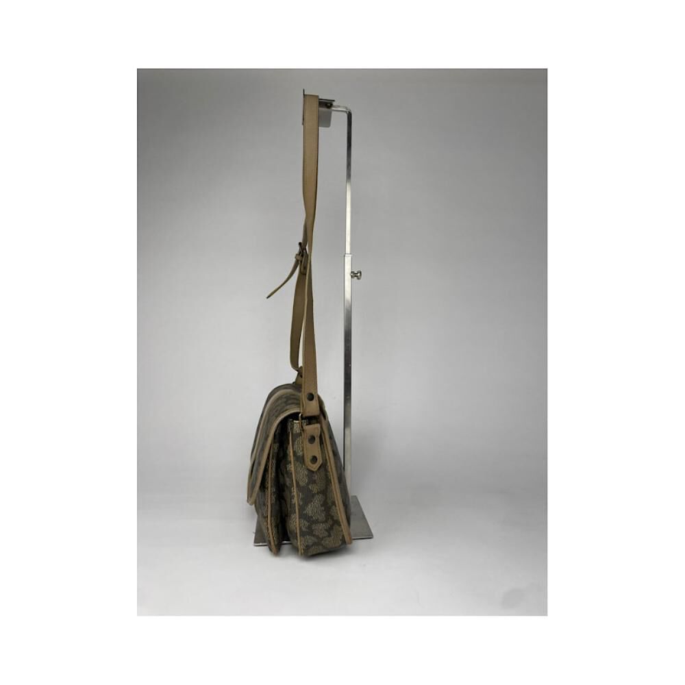 Yves Saint Laurent Shoulder Bag