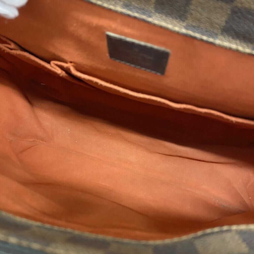 Louis Vuitton Shoulder Bags