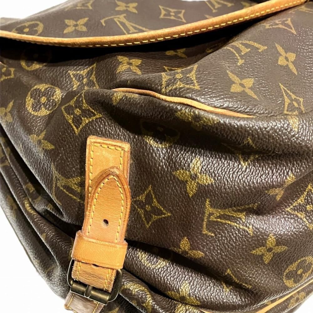 Louis Vuitton Saumur