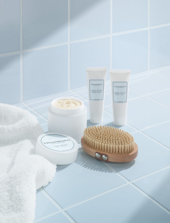 Aroma Therapy Deluxe Herbal Foot Cream