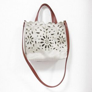 Chlo&eacute; Tote
