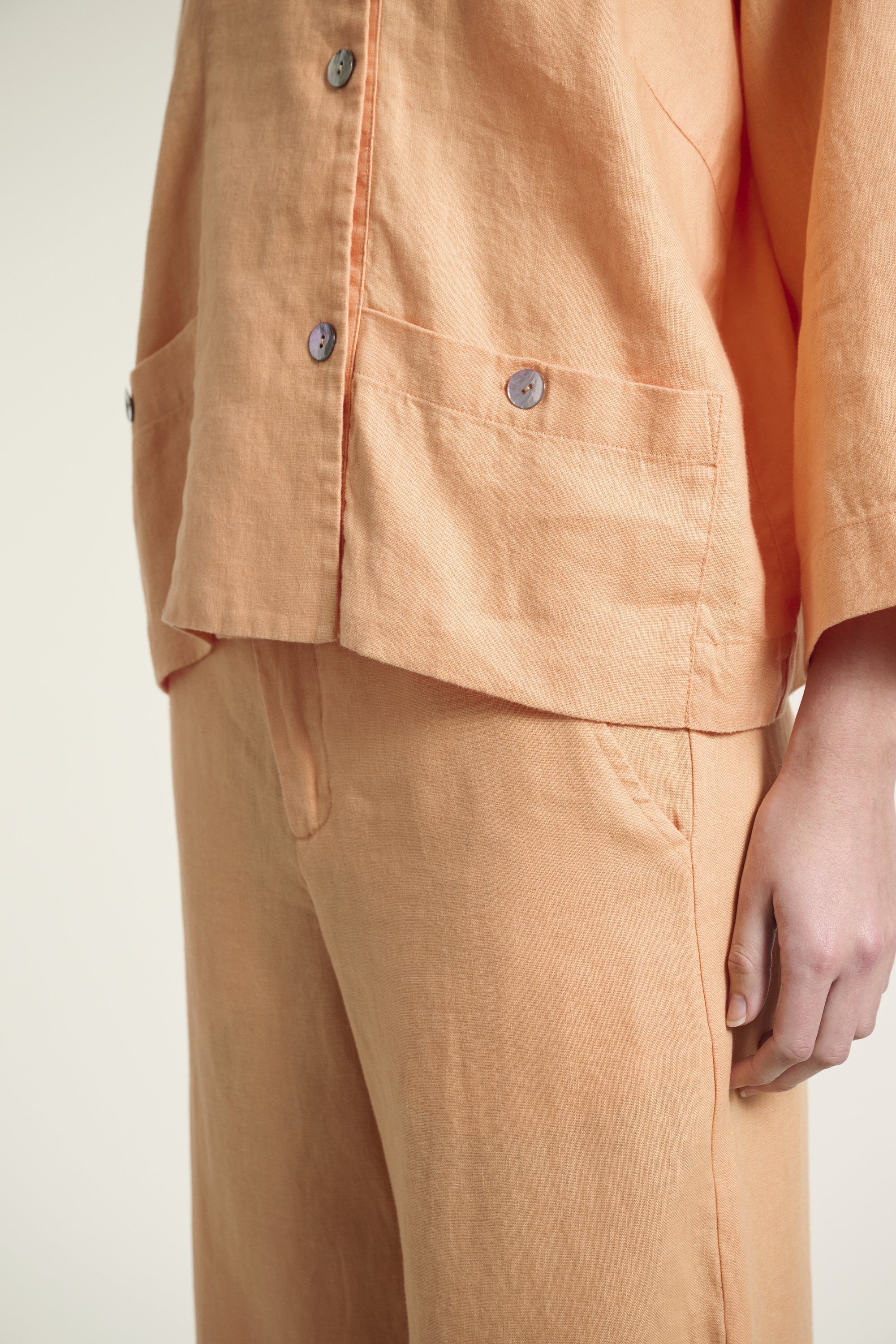 Lazy linen jakke med krave