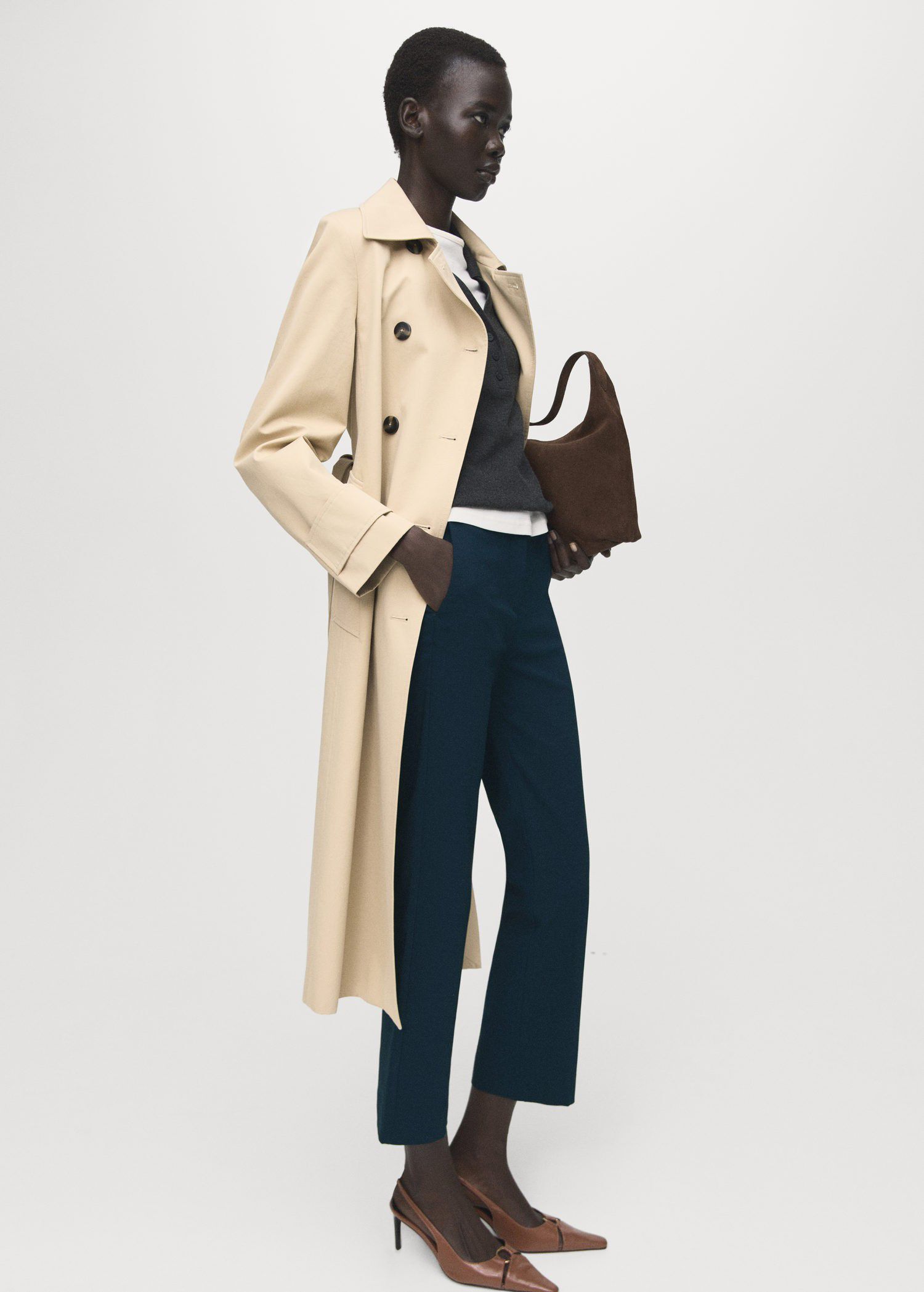 Straight-cut crop trousers