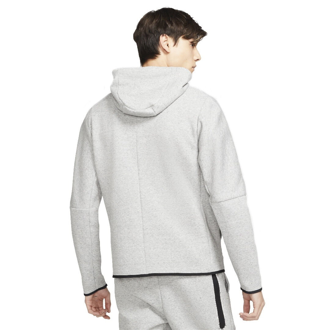 sportswear tech fleece